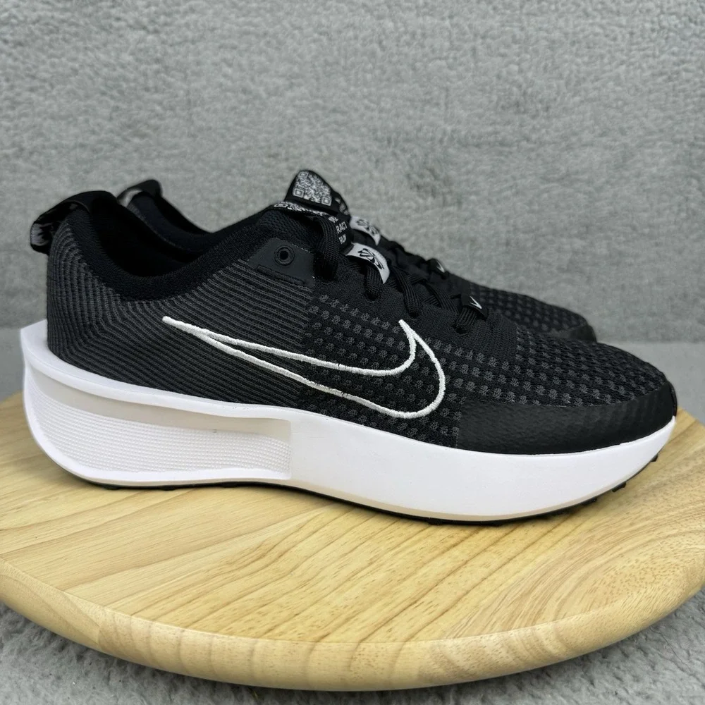 Nike Interact Run Mens Size 8 Womens 9.5 Black Road Running Shoes‎ Sneakers